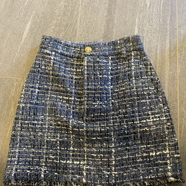 Jupe en tweed bleu-noir