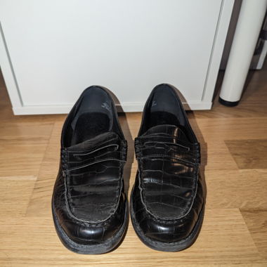 schwarze mokassins 
