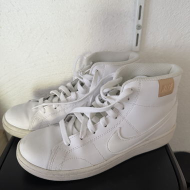 Nike Sneakers 38.5
