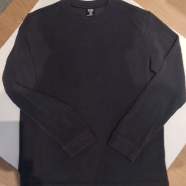 T-shirt nero a maniche lunghe XS