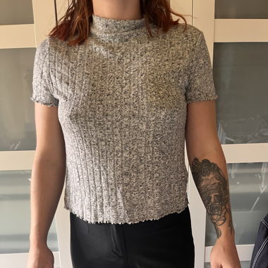 graues tshirt