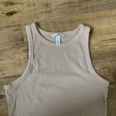 crop top beige