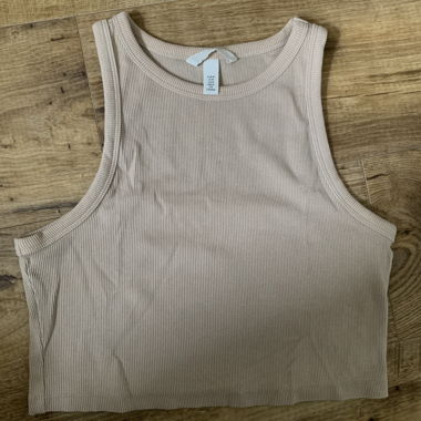 crop top beige