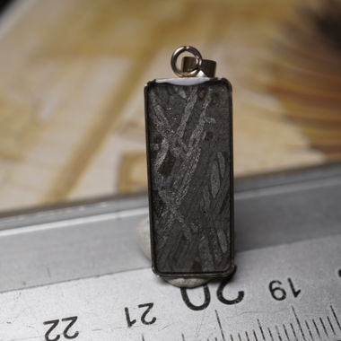 Meteoriten Anhänger    Echter Meteorit  