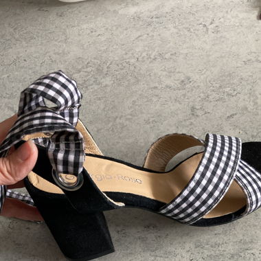 Schöne Sommerschuhe, ungetragen