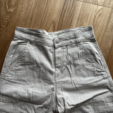 Pantaloni Cargo Beige Vita Alta – Stile Utility