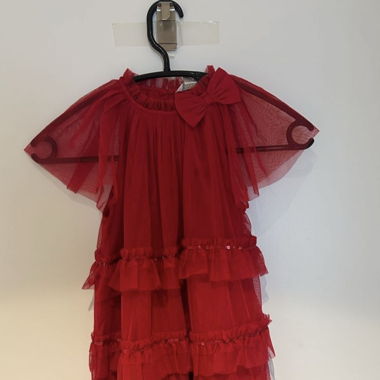Herziges Mädchenkleid