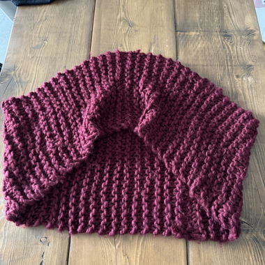 Écharpe bordeaux en maille 
