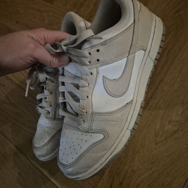 Nike Dunk beige and white size 40