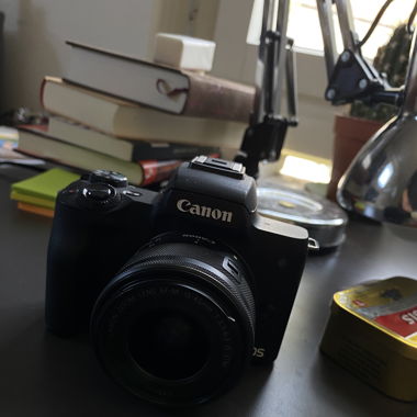 Canon EOS M50 + EF-M 15-45 mm Objektiv