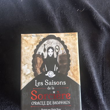 Oracle the Seasons of the Witch