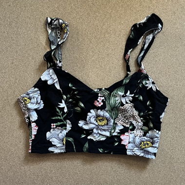 Top corto H&M con stampa floreale