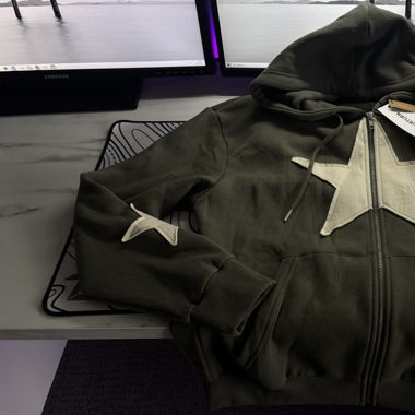 Zip-Up Star