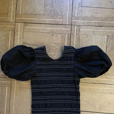 Ganni Popelin Kleid