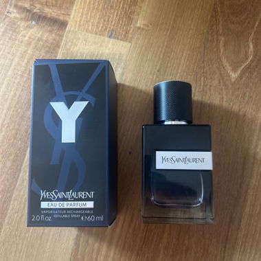 Yves Saint Laurent Y Eau de Parfum