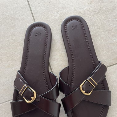 Sandales