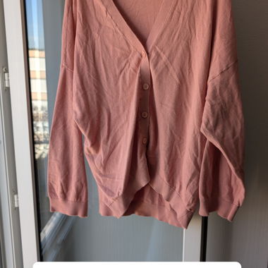 High-quality knit cardigan