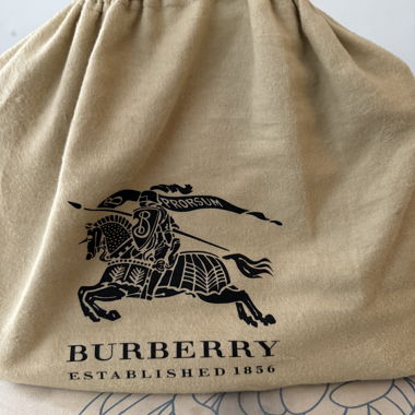 Burberry Tasche NEU