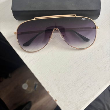 Lunettes de soleil QUAY Australia