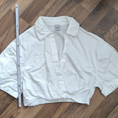 Blusa corta