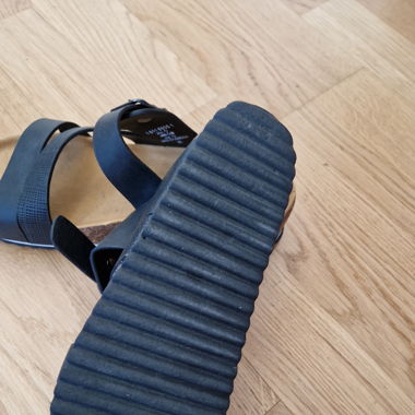 Sandalen schwarz Esprit