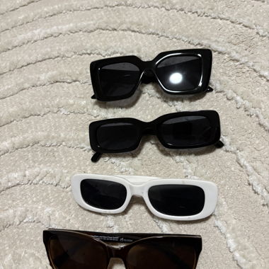 Set di 4 Occhiali da Sole