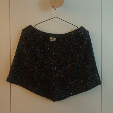 Love Stories Sequin Shorts M