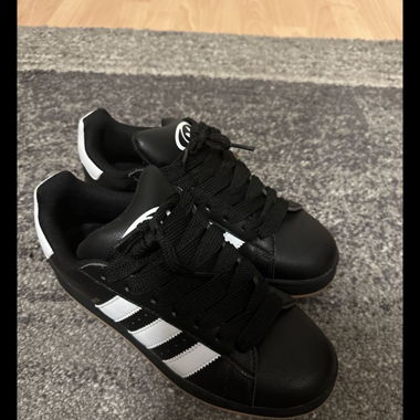 Adidas Sneaker schwarz/weiss gr. 40
