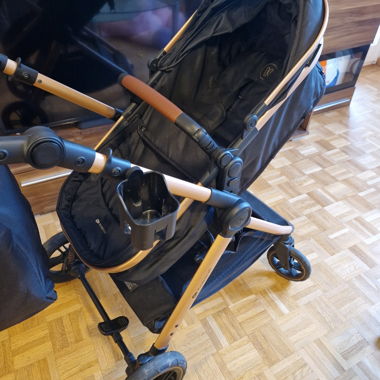 Passeggino Kinderkraft con seggiolino auto