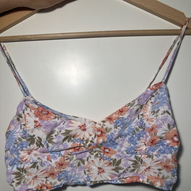 Bloomed crop Top