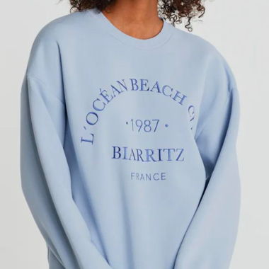 Sweatshirt