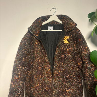 Veste d’hiver à motif de tapis Karl Kani iconique