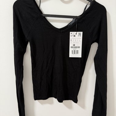 Maglietta maniche lunghe scollo a V