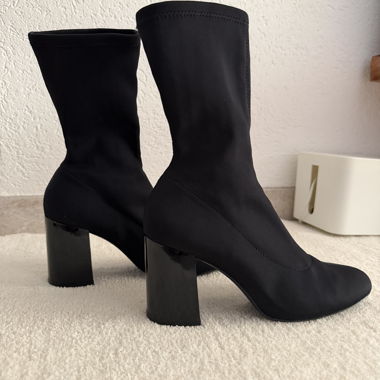 Black Heeled Boots