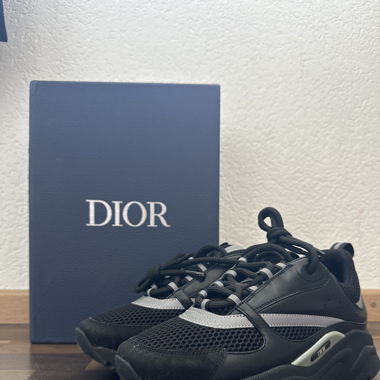DIOR B22