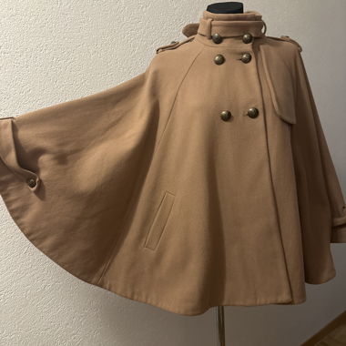 Poncho Cape 70% wool content