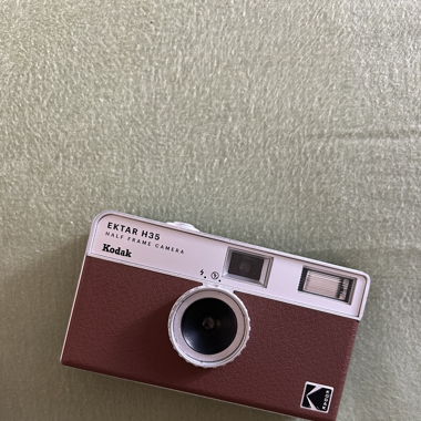 ektar h35 analog camera