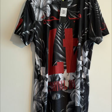 Langes Damen T-Shirt mit Blumenprint
