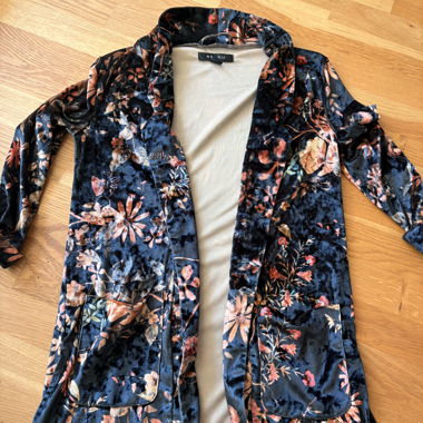 Cardigan à fleurs AMISU