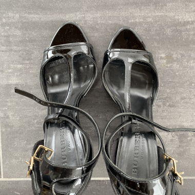 Burberry Sandalen mit Absatz
