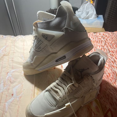Jordan 4 Off-white sail