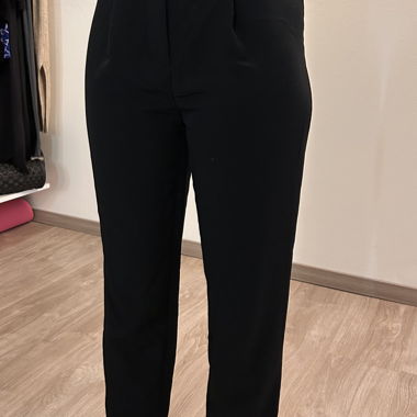 Pantalone nero elegante da donna