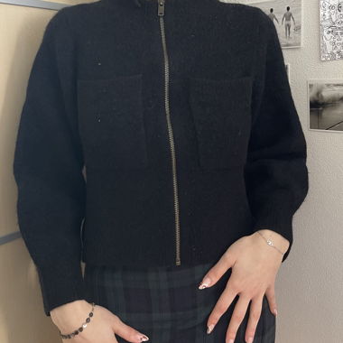 wool cordigan zip-up.