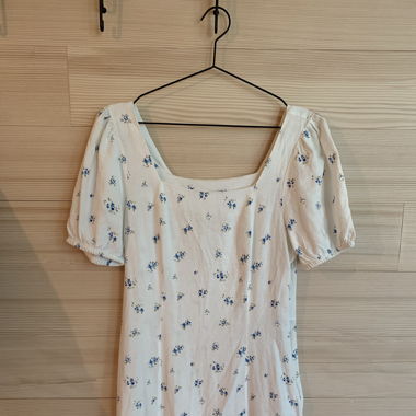 Sommerkleid mit Blumen
