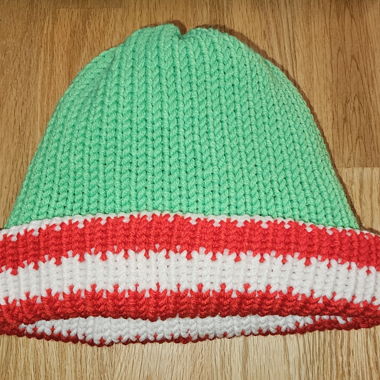 Cuffia di lana da grinch