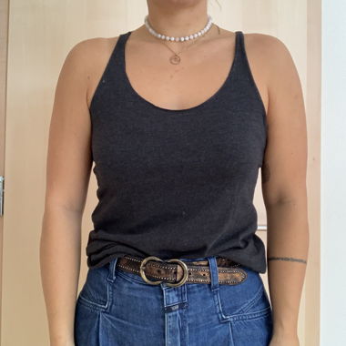 Top racerback nero del marchio 100% taglia S