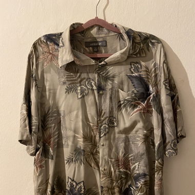 Kurzarm Hemd mit Blumen