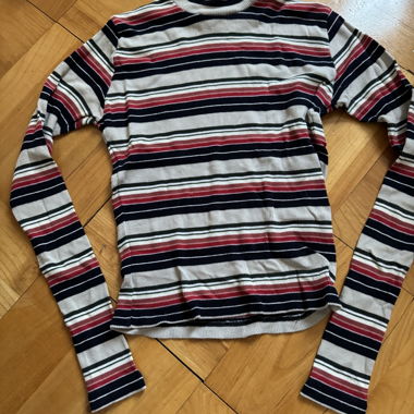 Top Brandy Melville a maniche lunghe