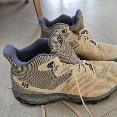 Salamon Wanderschuhe