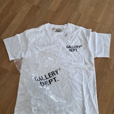 T-shirt Gallery Dept. 